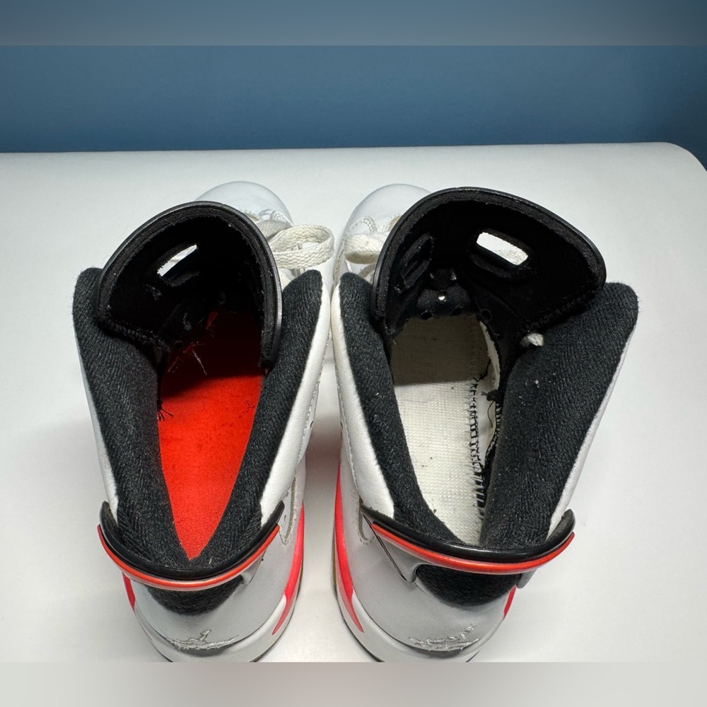 Air Jordan 6 retro white infrared sneakers, 6Y - Picture 6 of 14